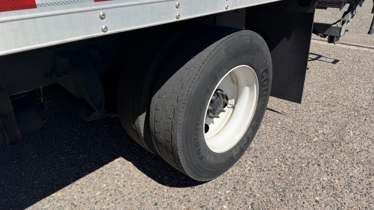 2023 Freightliner/Mercedes M2 106 702757