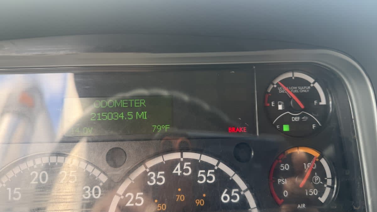 2023 Freightliner/Mercedes M2 106 702757