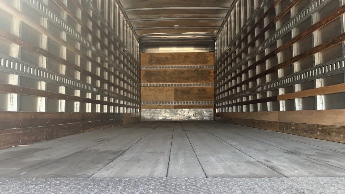 2023 Freightliner M2 106 in Phoenix, AZ — photo 8