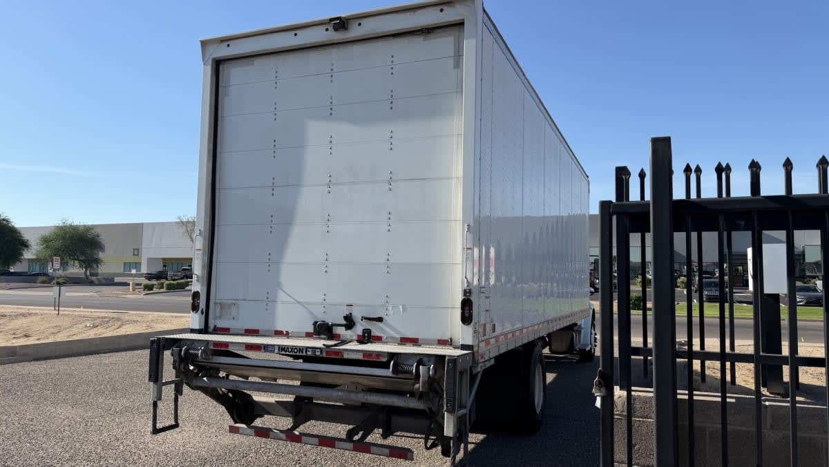 2023 Freightliner/Mercedes M2 106 702760