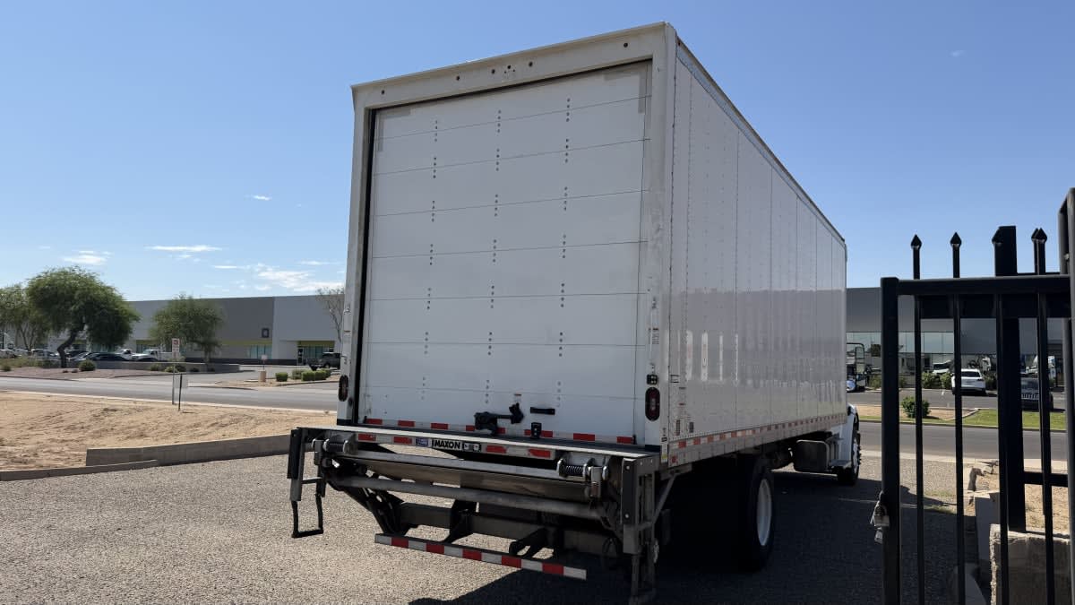 2023 Freightliner/Mercedes M2 106 702761