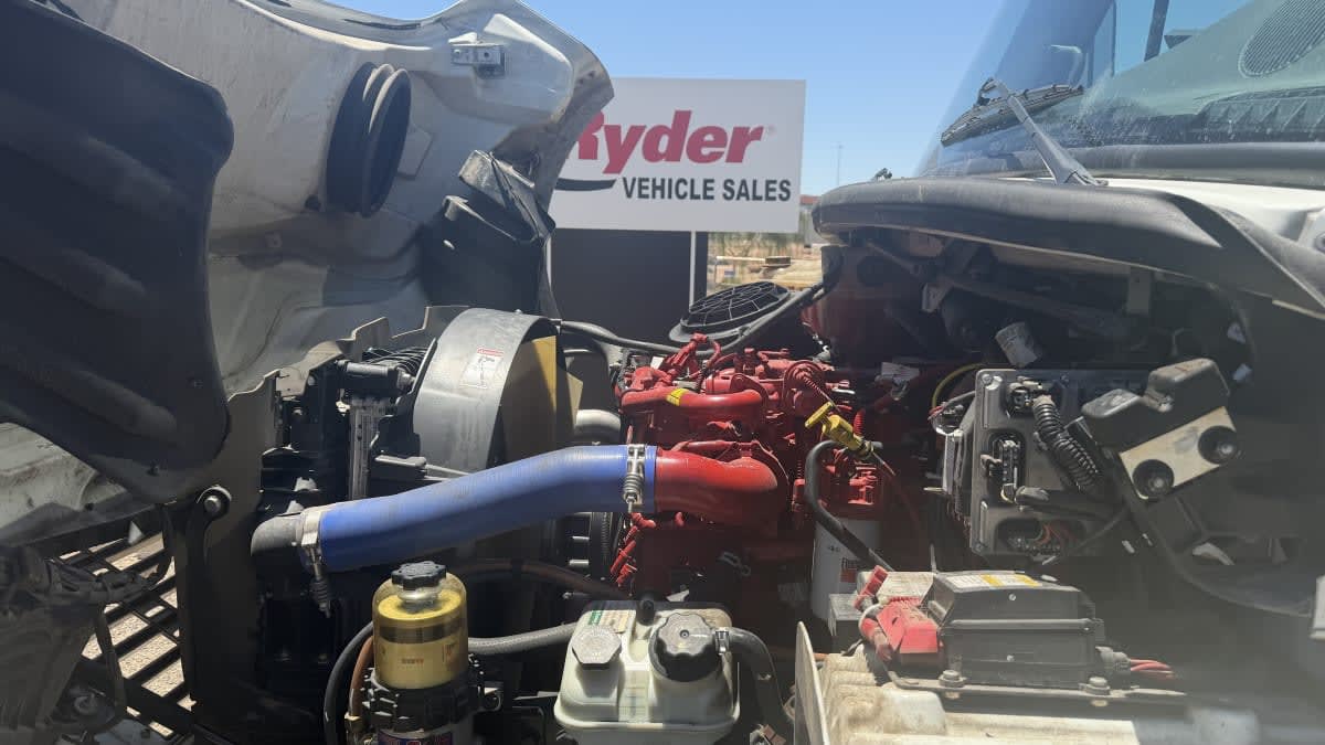 2023 Freightliner/Mercedes M2 106 702763