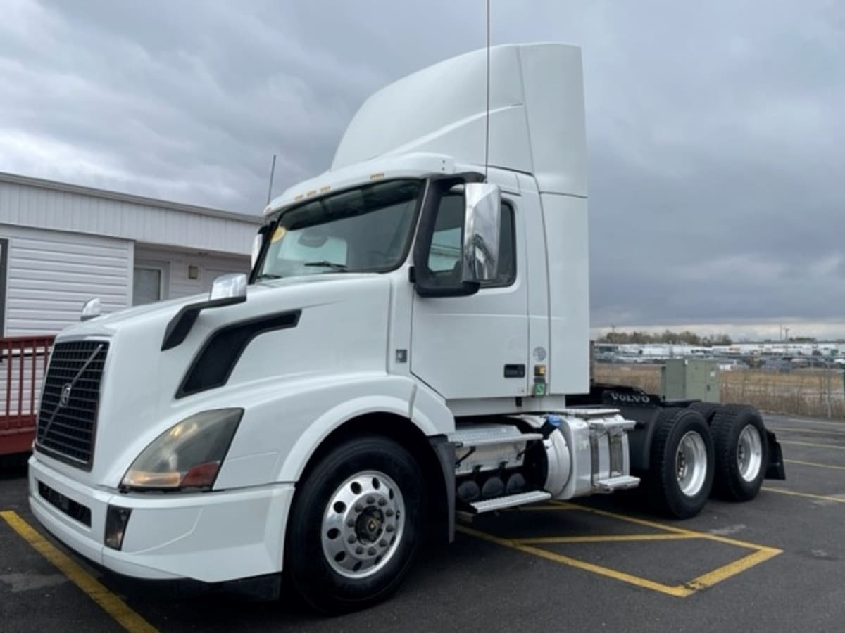 2016 Volvo VNL64T-300 704566