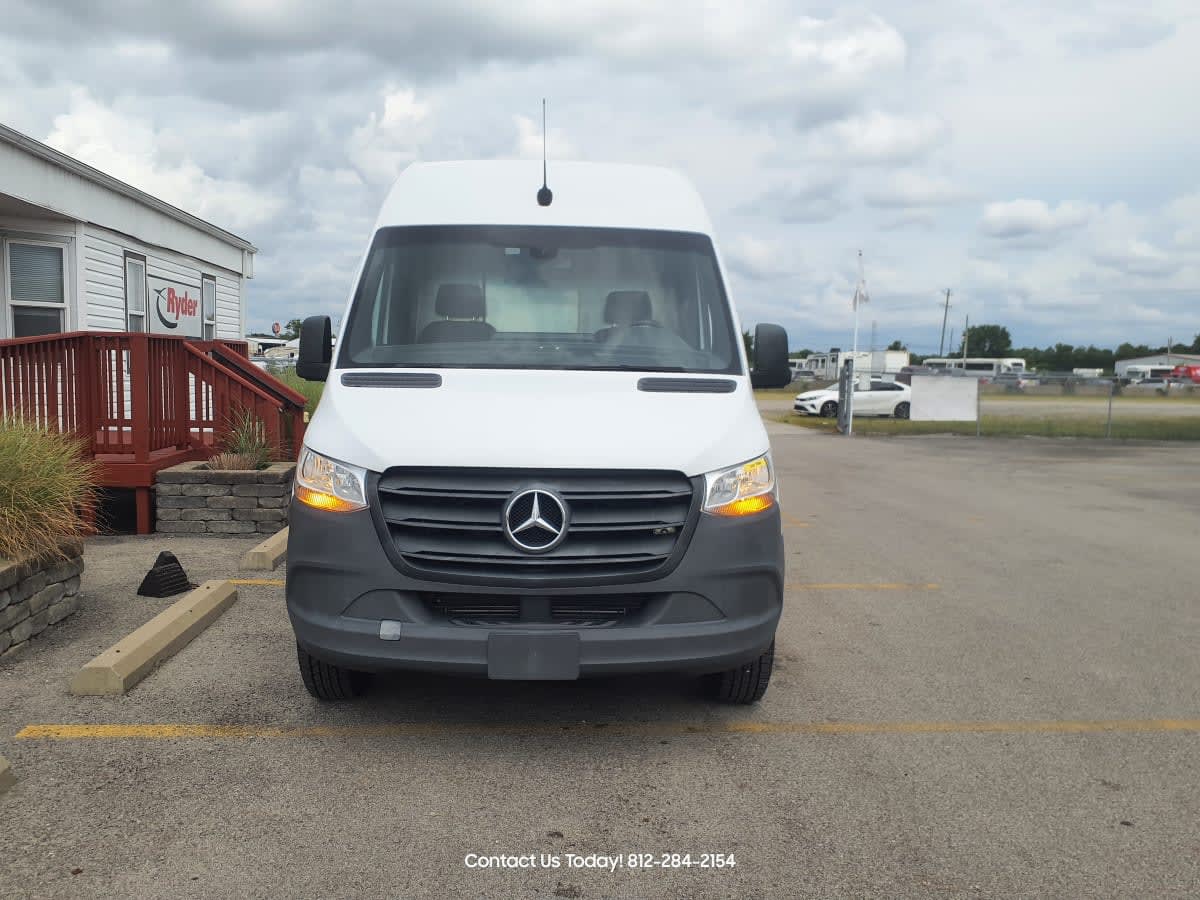 2021 Mercedes-Benz                  2500 728681