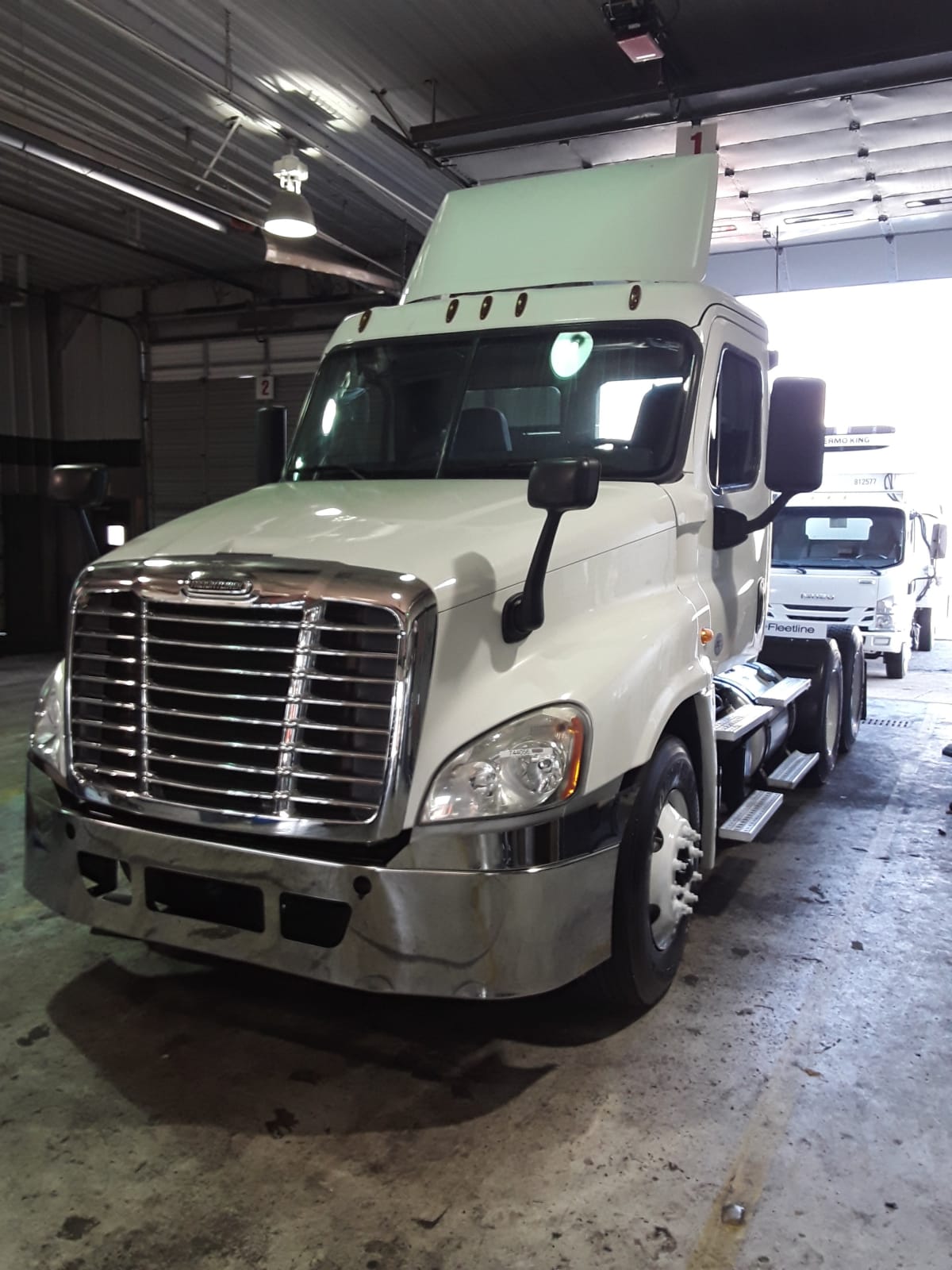 2018 Freightliner/Mercedes CASCADIA 125 744056
