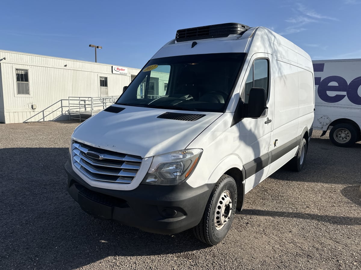 2017 Mercedes-Benz SPRINTER 3500 744086