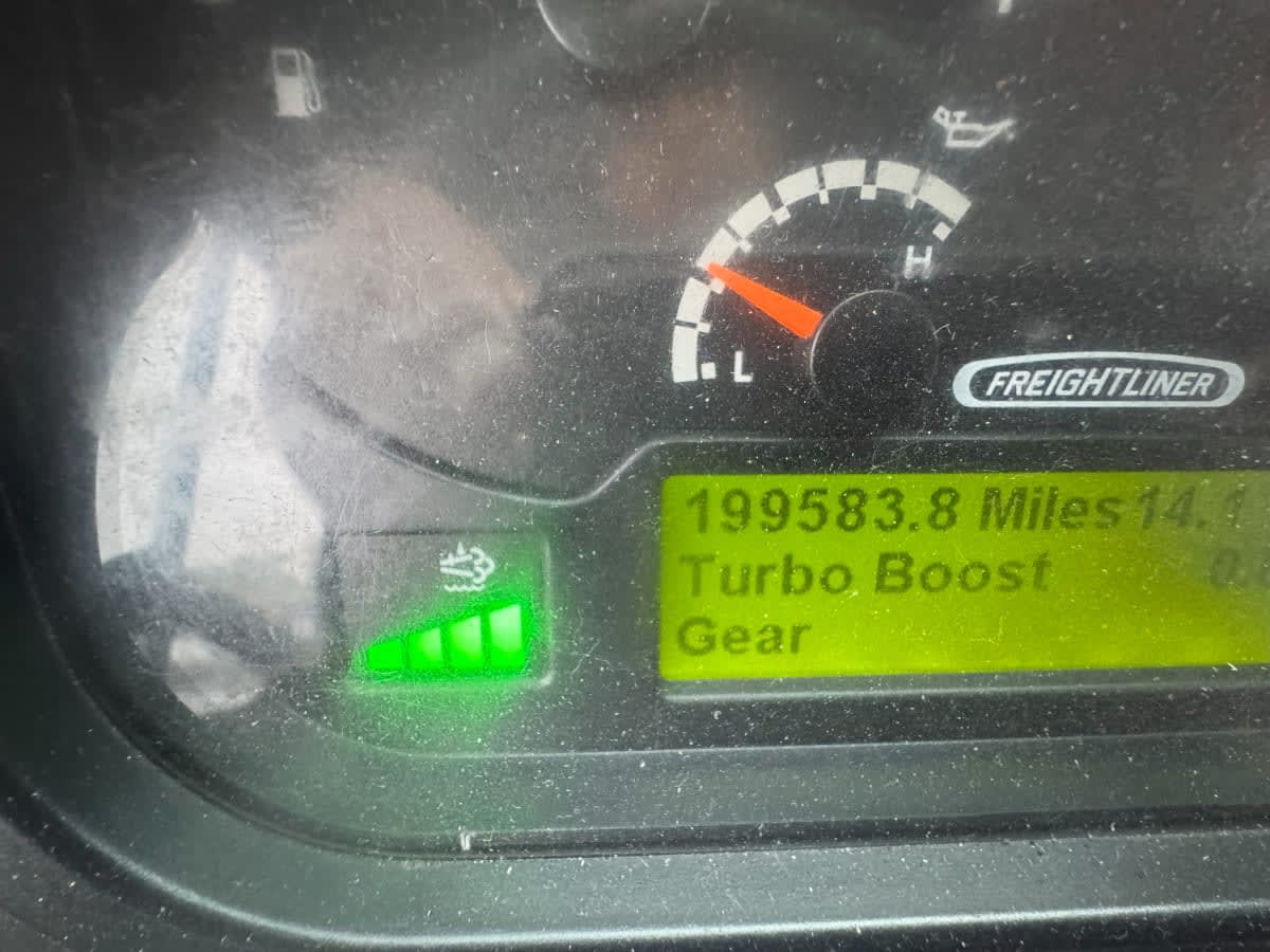 2018 Frtlr Custom Chassis Corp MT45 744188