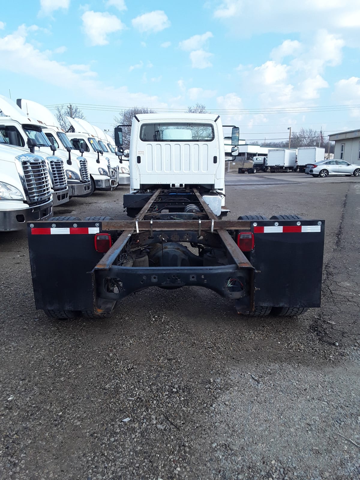 2018 Freightliner/Mercedes M2 106 744204