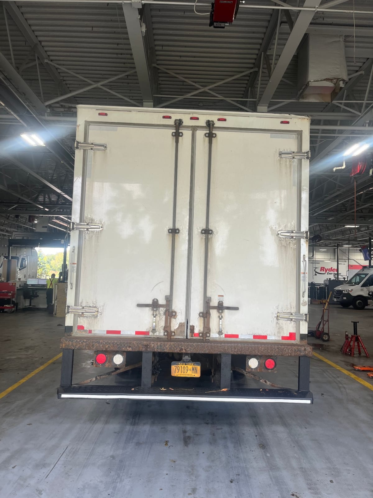 2018 Freightliner/Mercedes M2 106 744218