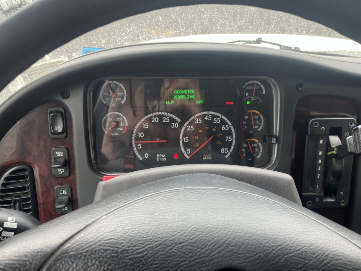 2018 Freightliner/Mercedes M2 106 744218