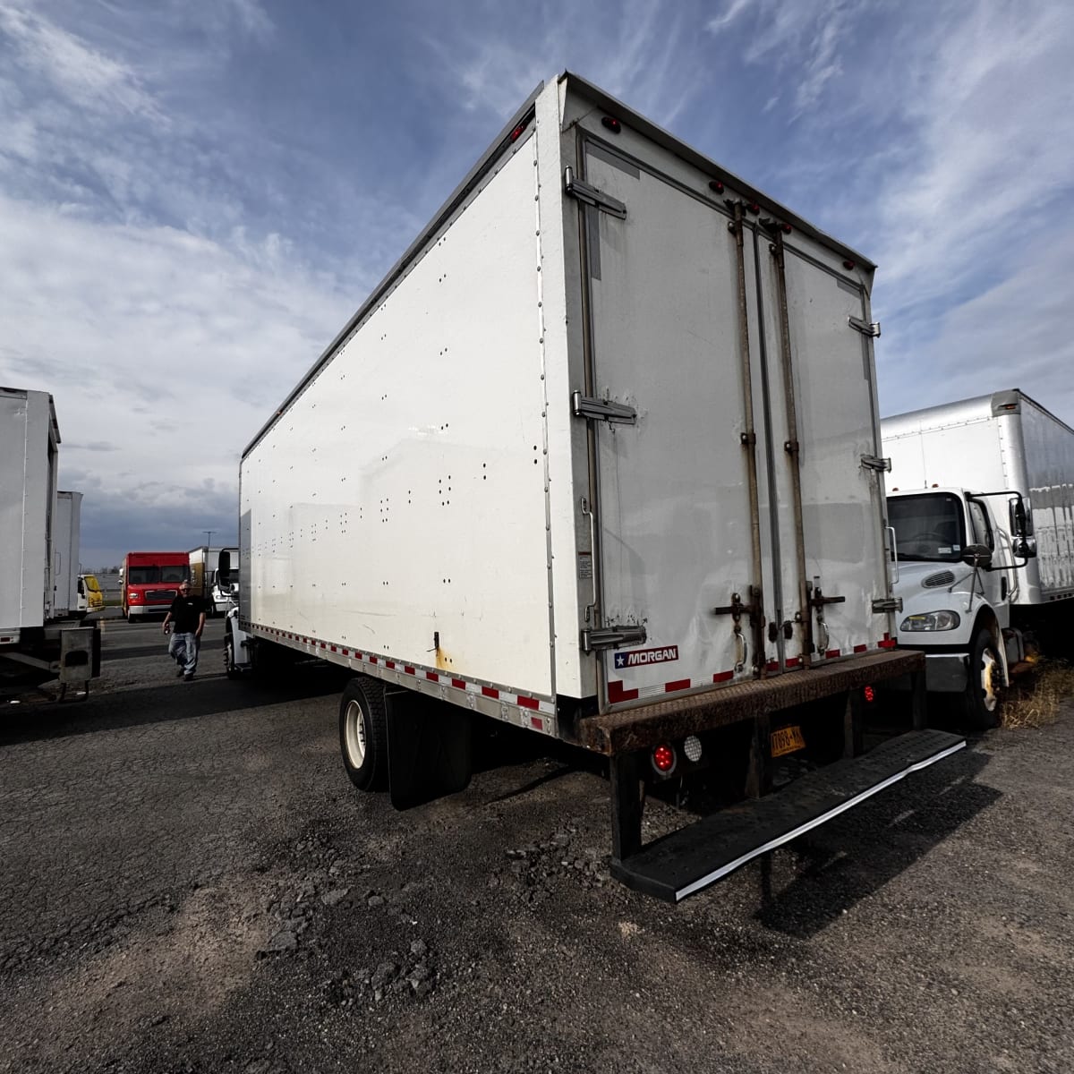 2018 Freightliner/Mercedes M2 106 744219