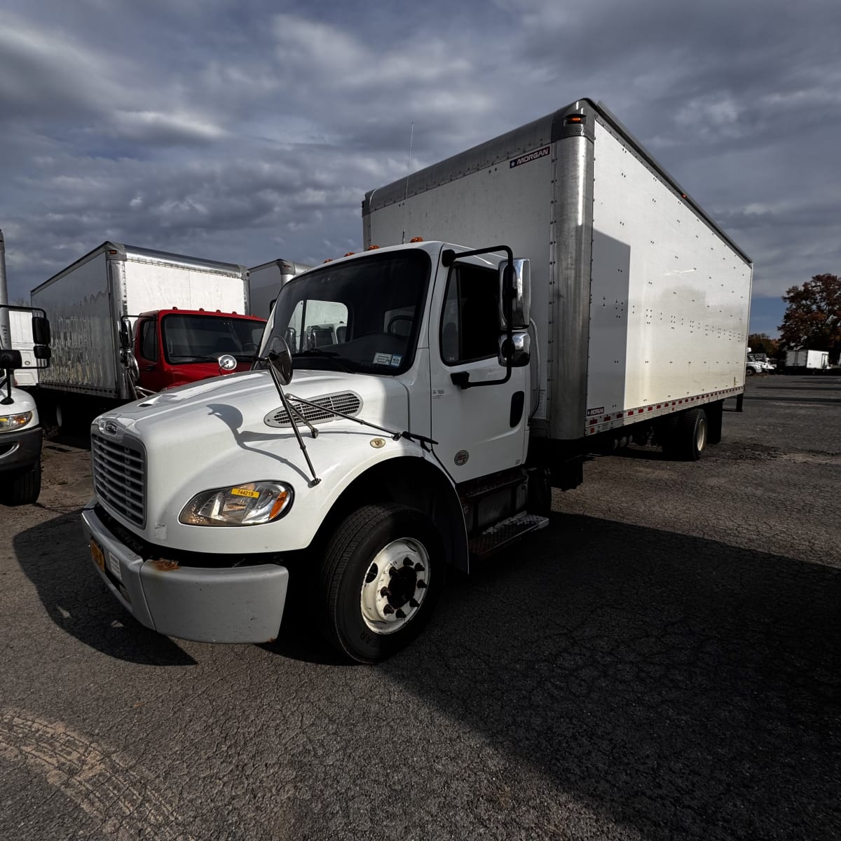 2018 Freightliner/Mercedes M2 106 744219