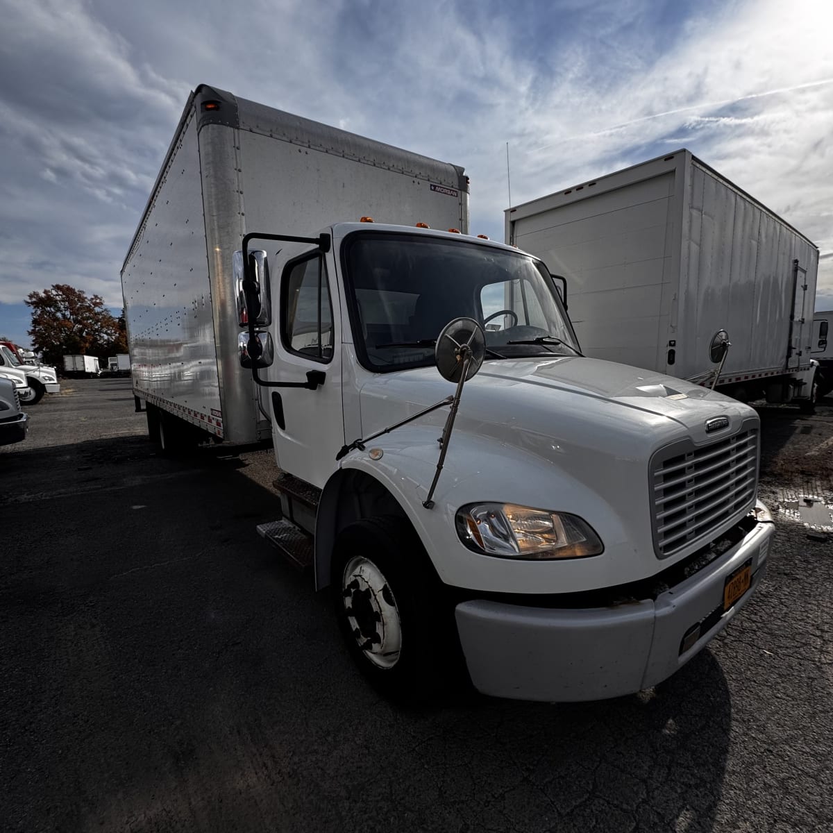 2018 Freightliner/Mercedes M2 106 744219