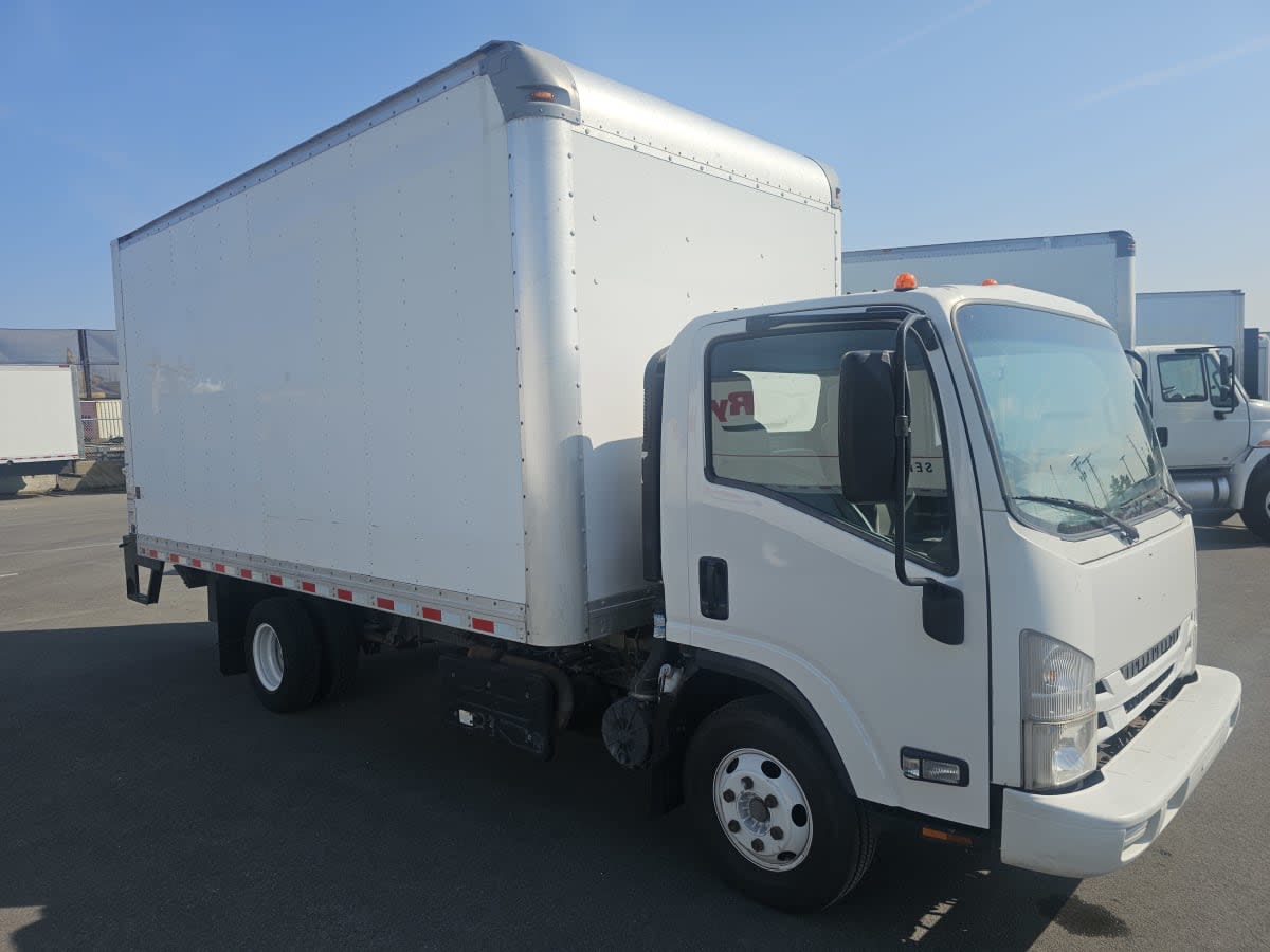 2018 Isuzu NPR HD 744264