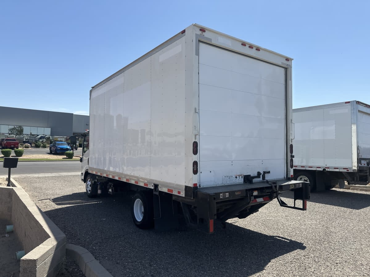 2018 Isuzu NPR HD 744321
