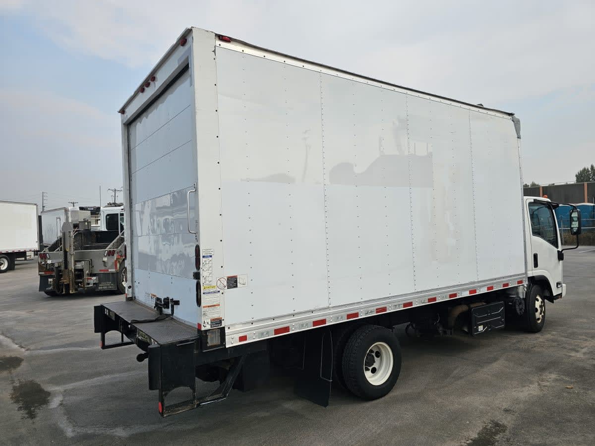 2018 Isuzu NPR HD 744325