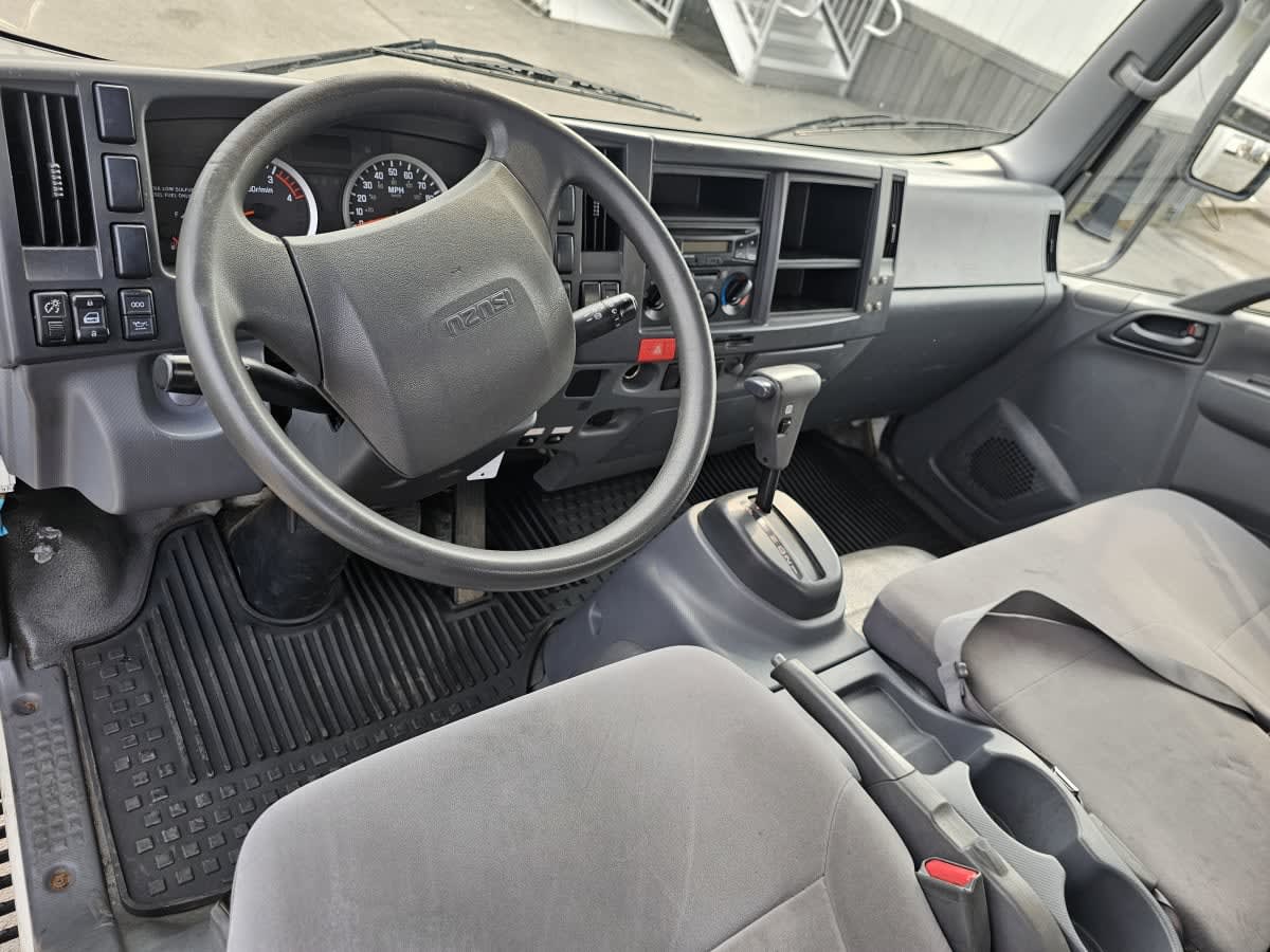 2018 Isuzu NPR HD 744325