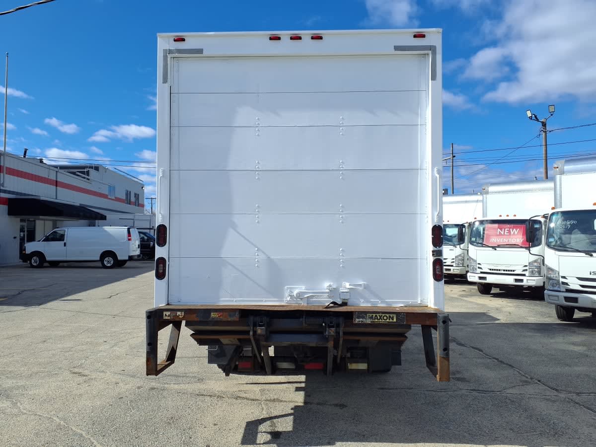 2018 Isuzu NPR HD 744351