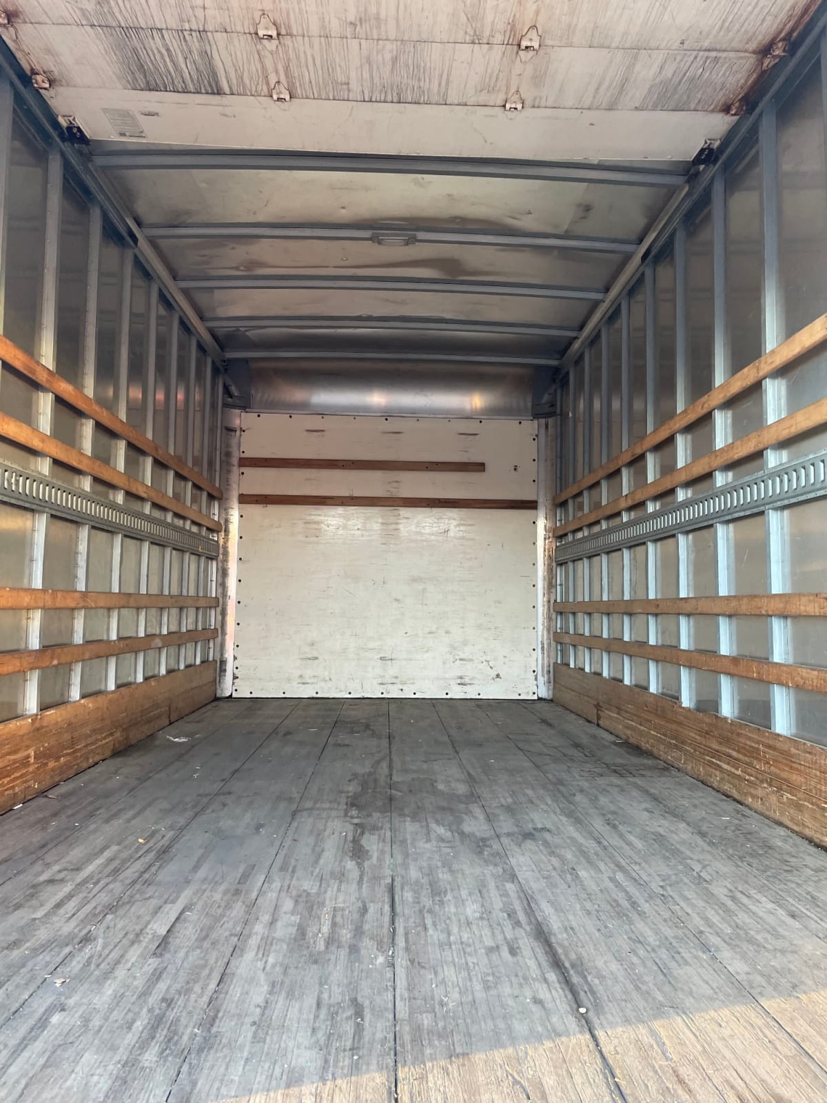 2018 Isuzu NPR HD 744353