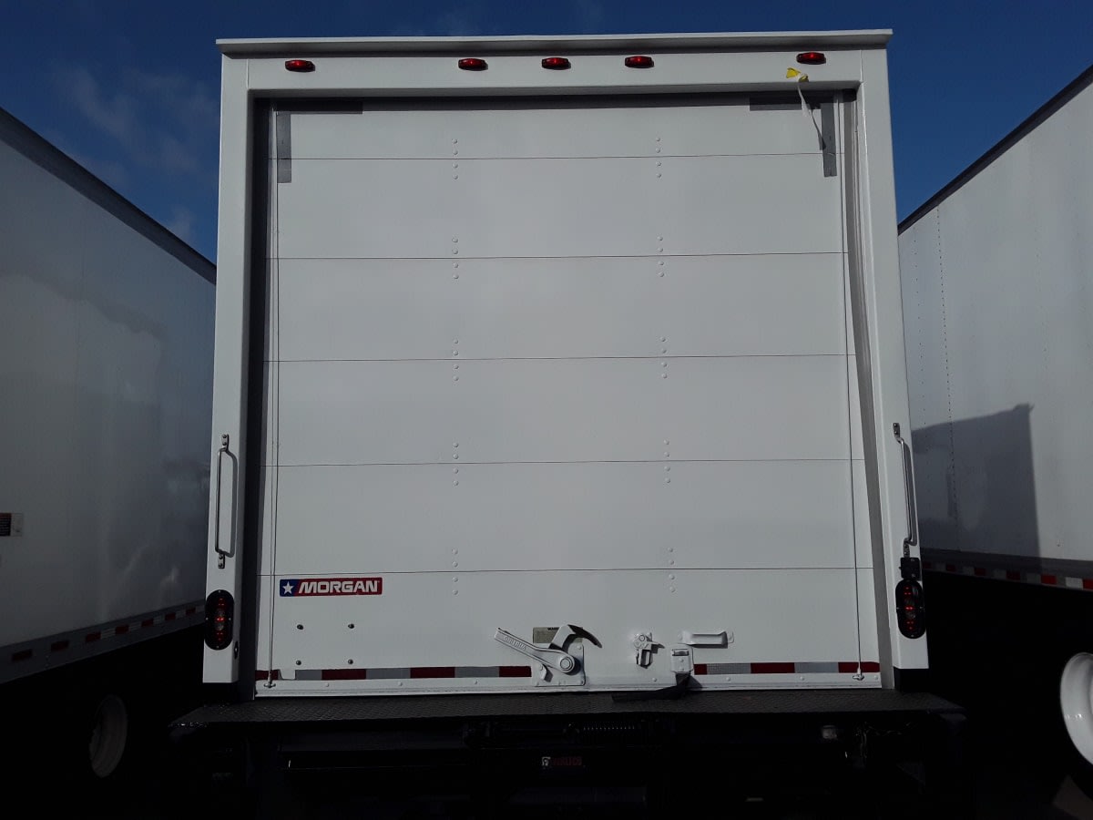 2018 Isuzu NPR HD 744389