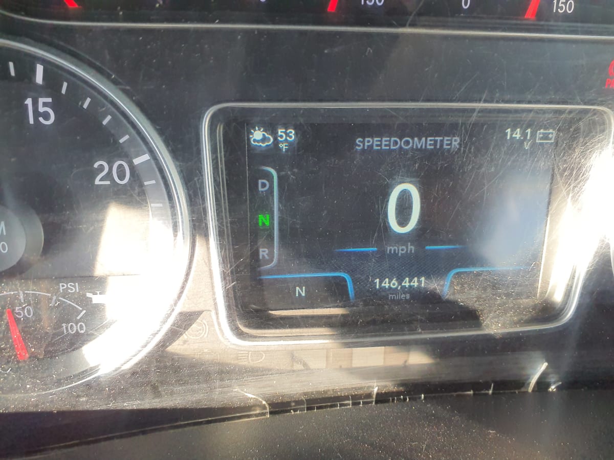 2018 Navistar International LT625 DAYCAB T/A 744584