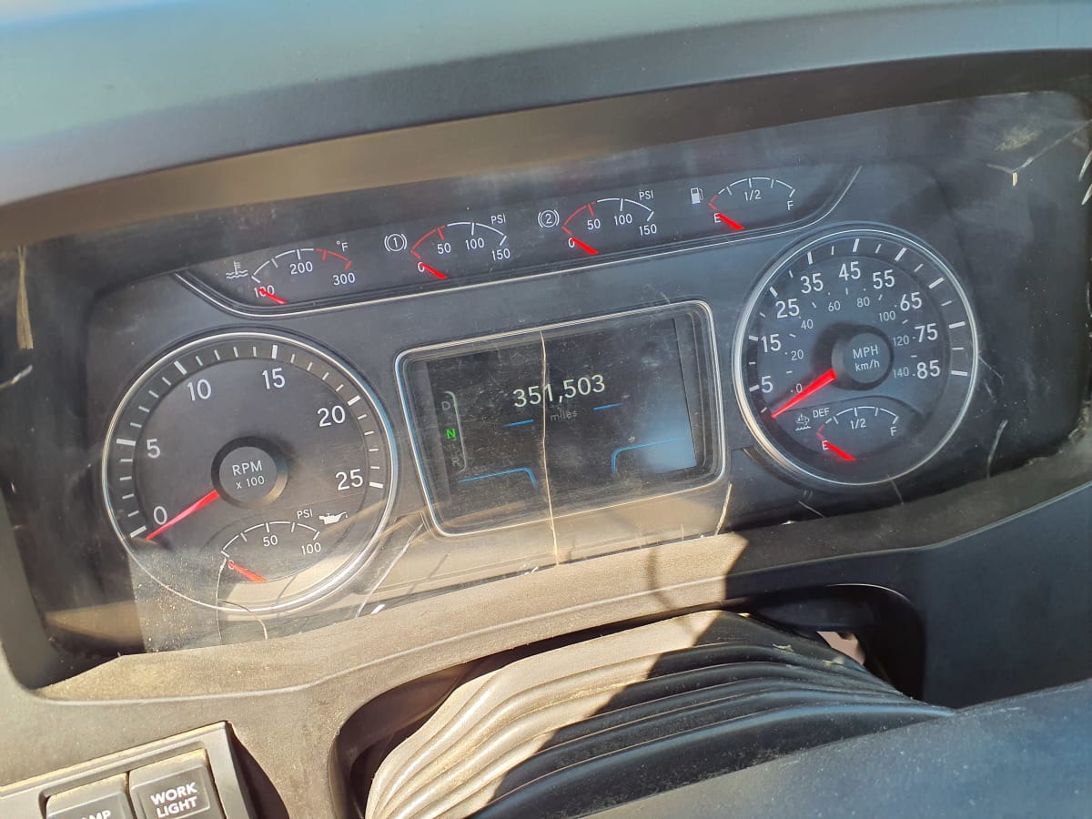 2018 Navistar International LT625 DAYCAB T/A 744594