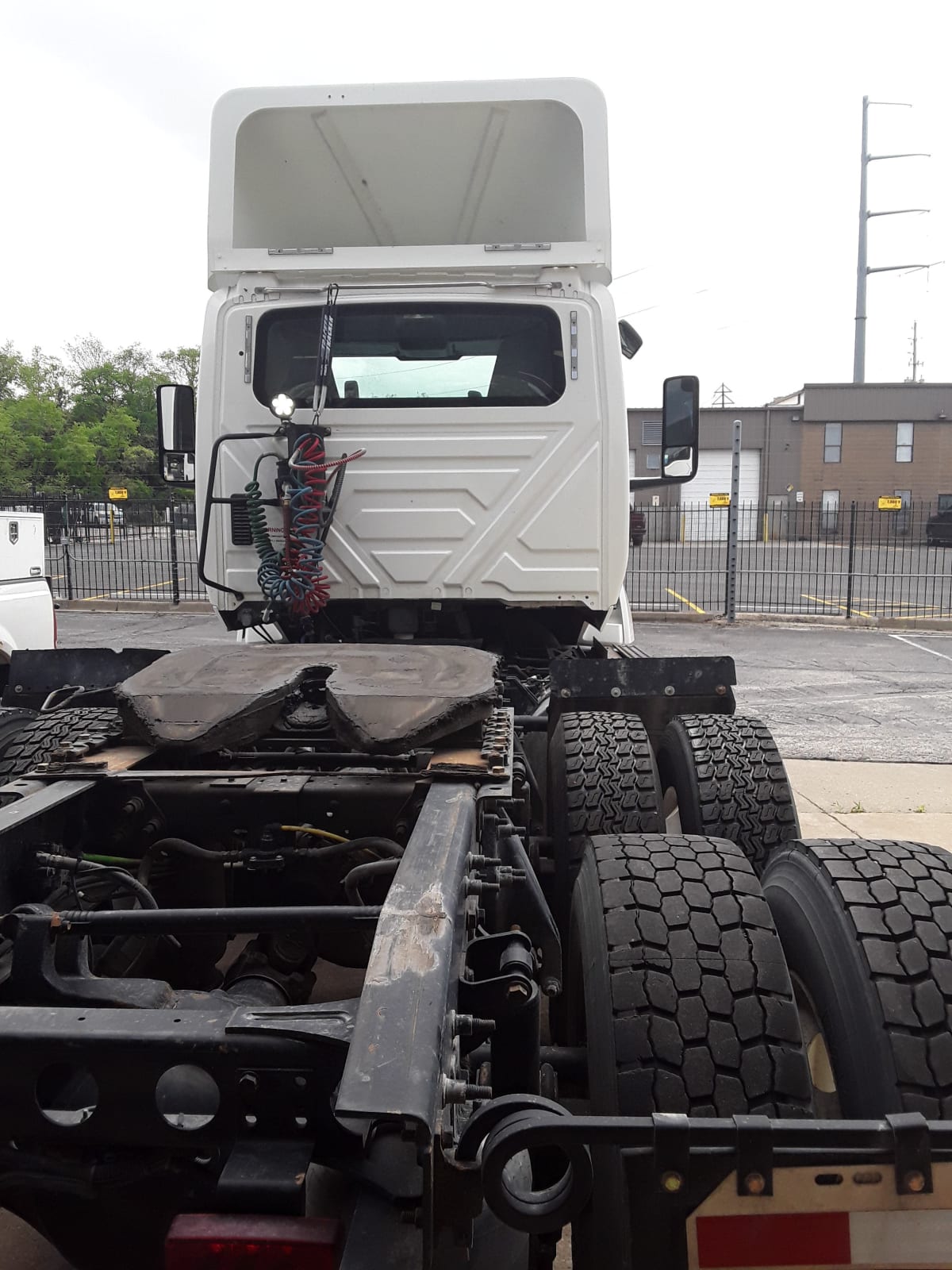 2018 Navistar International LT625 DAYCAB T/A 744606