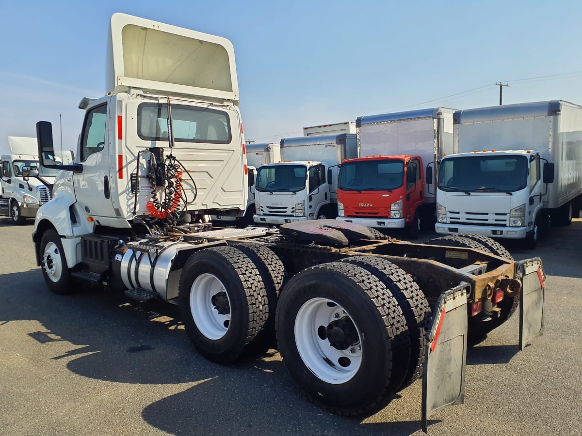 2018 Navistar International LT625 DAYCAB T/A 744609