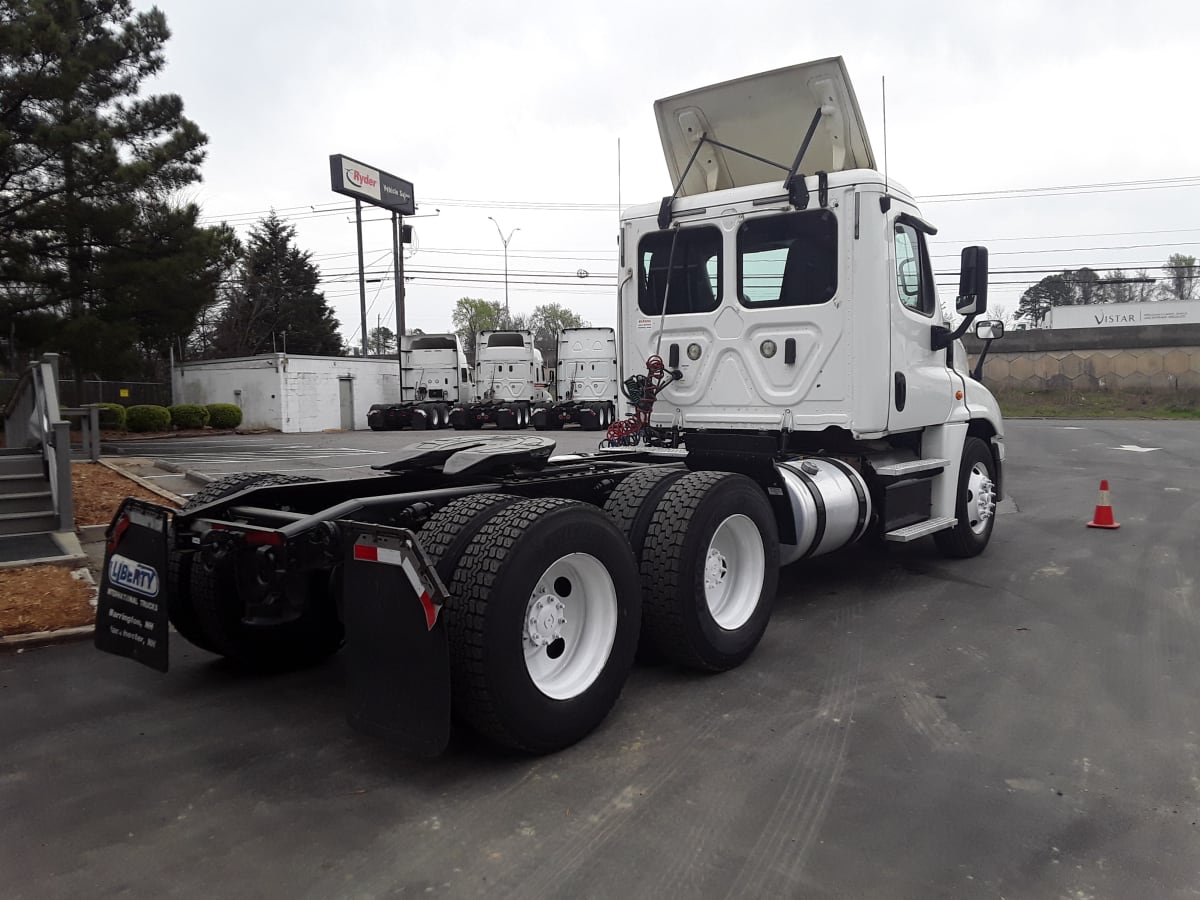 2018 Freightliner/Mercedes CASCADIA 125 744624