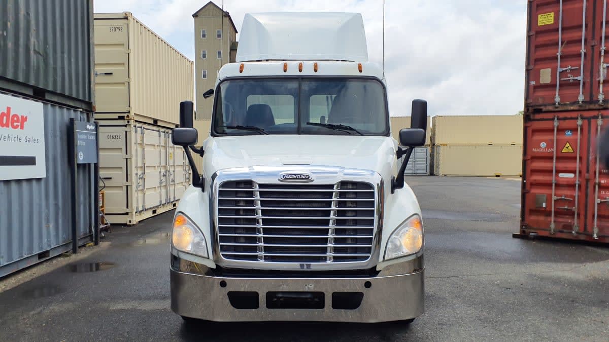 2017 Freightliner/Mercedes CASCADIA 125 744645