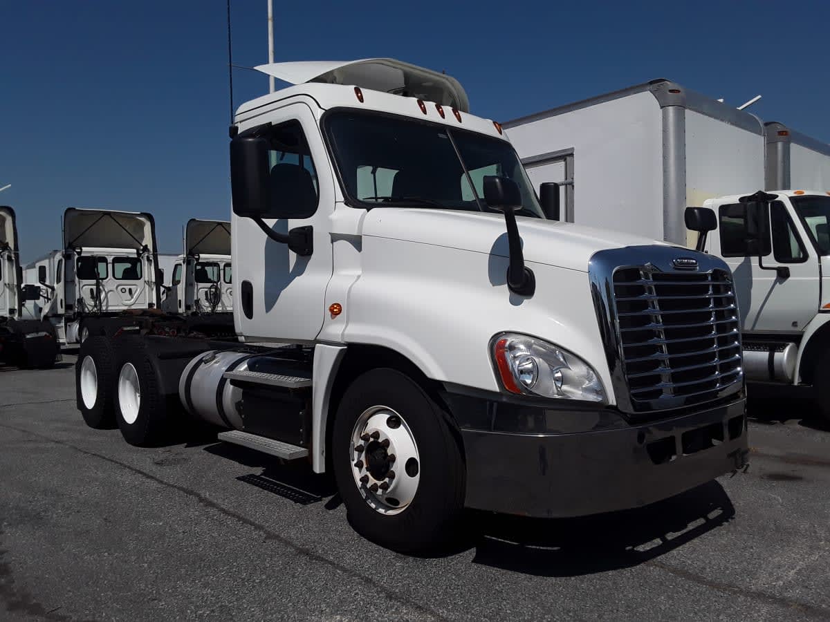 2018 Freightliner/Mercedes CASCADIA PX12564ST 744646