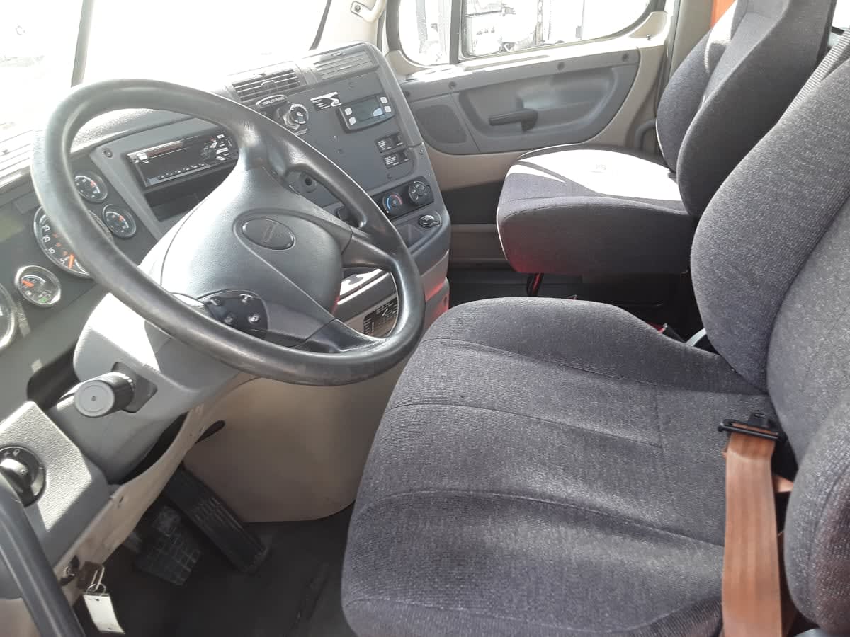 2018 Freightliner/Mercedes CASCADIA PX12564ST 744646