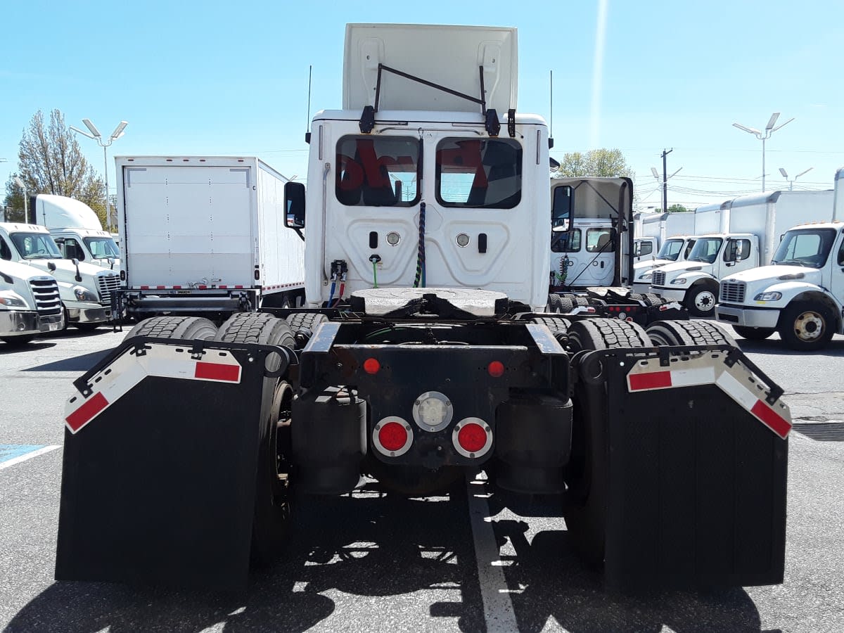 2018 Freightliner/Mercedes CASCADIA 125 744648
