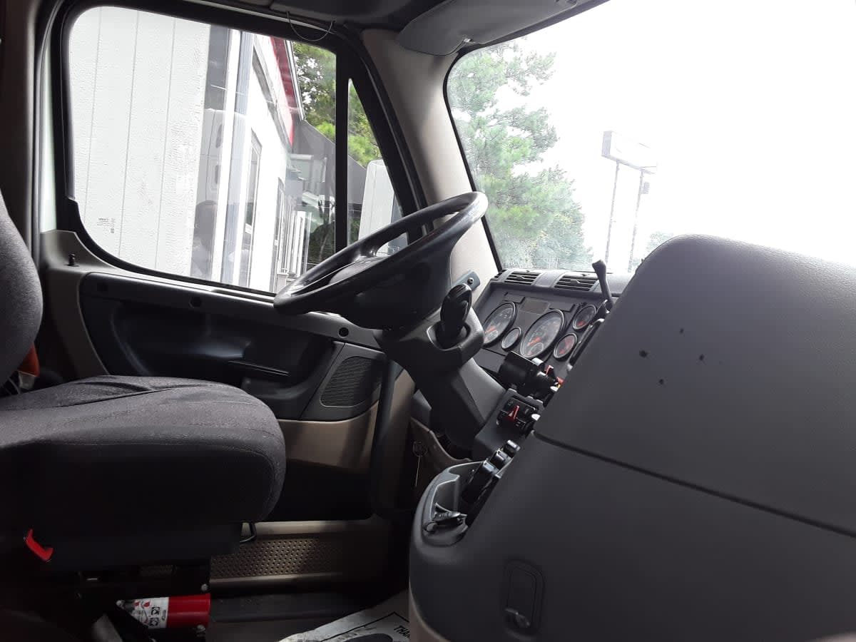 2018 Freightliner/Mercedes CASCADIA 125 744651