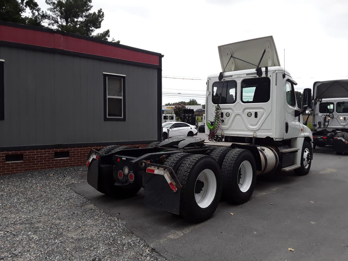 2018 Freightliner/Mercedes CASCADIA 125 744651