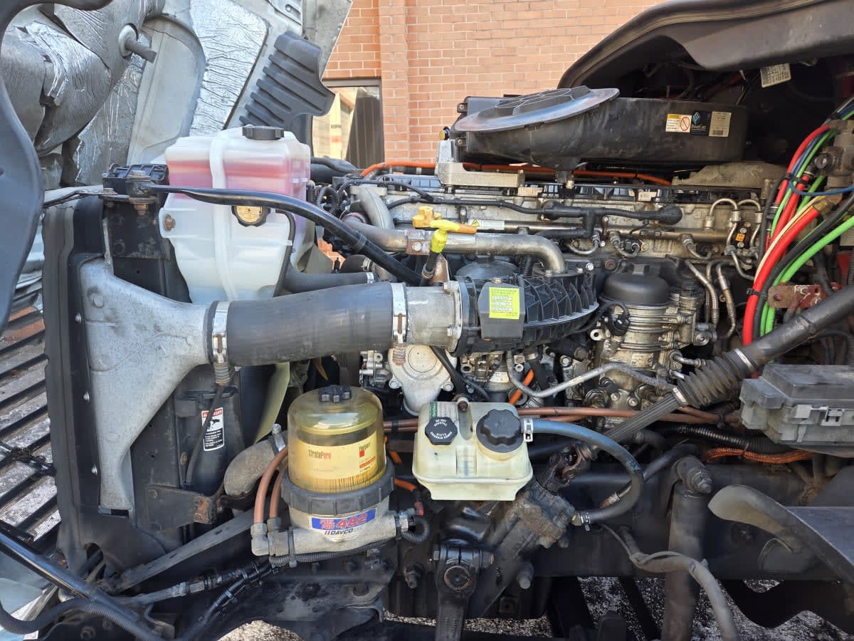 2018 Freightliner/Mercedes CASCADIA 125 744702