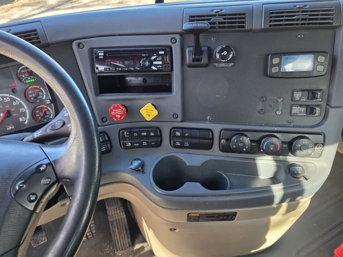 2018 Freightliner/Mercedes CASCADIA 125 744732
