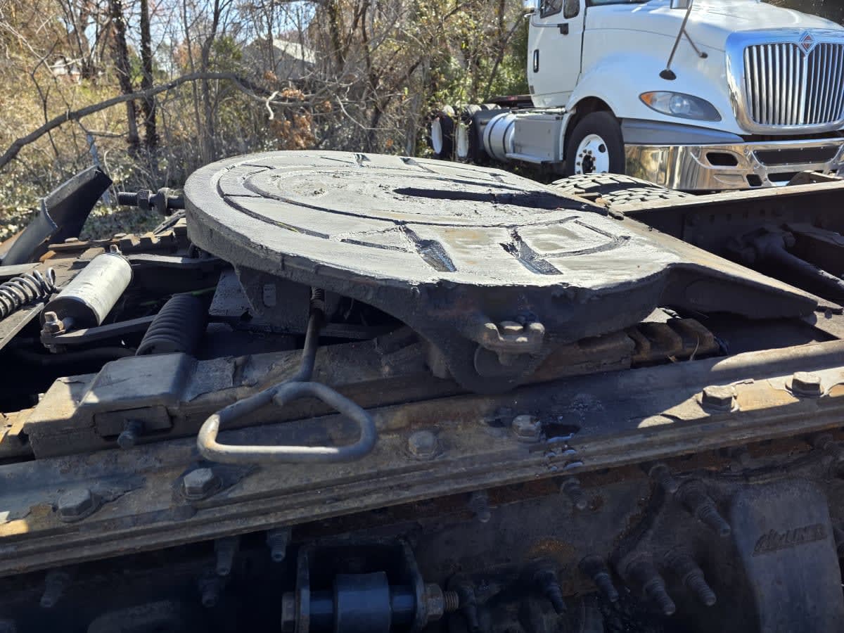 2018 Freightliner/Mercedes CASCADIA 125 744732