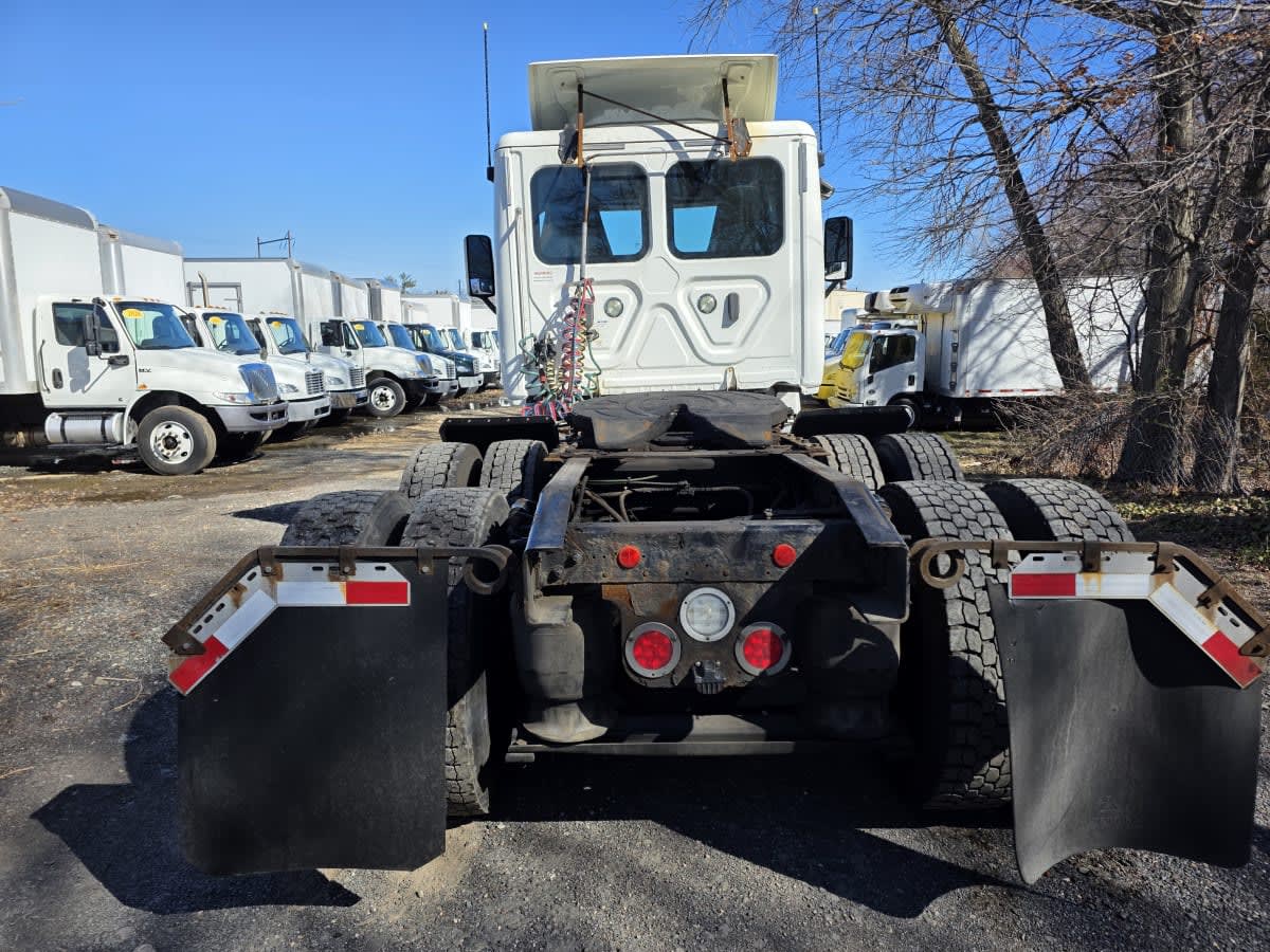 2018 Freightliner/Mercedes CASCADIA 125 744732