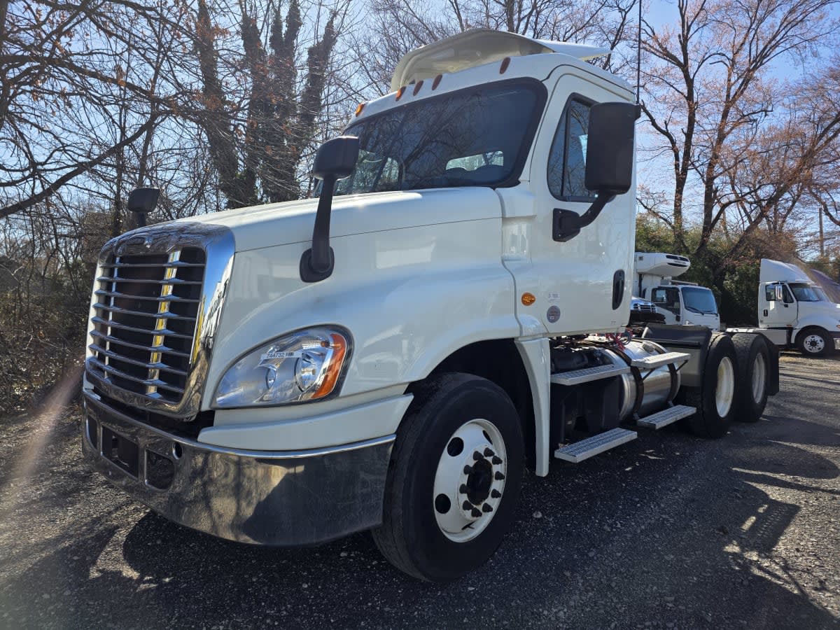 2018 Freightliner/Mercedes CASCADIA 125 744732