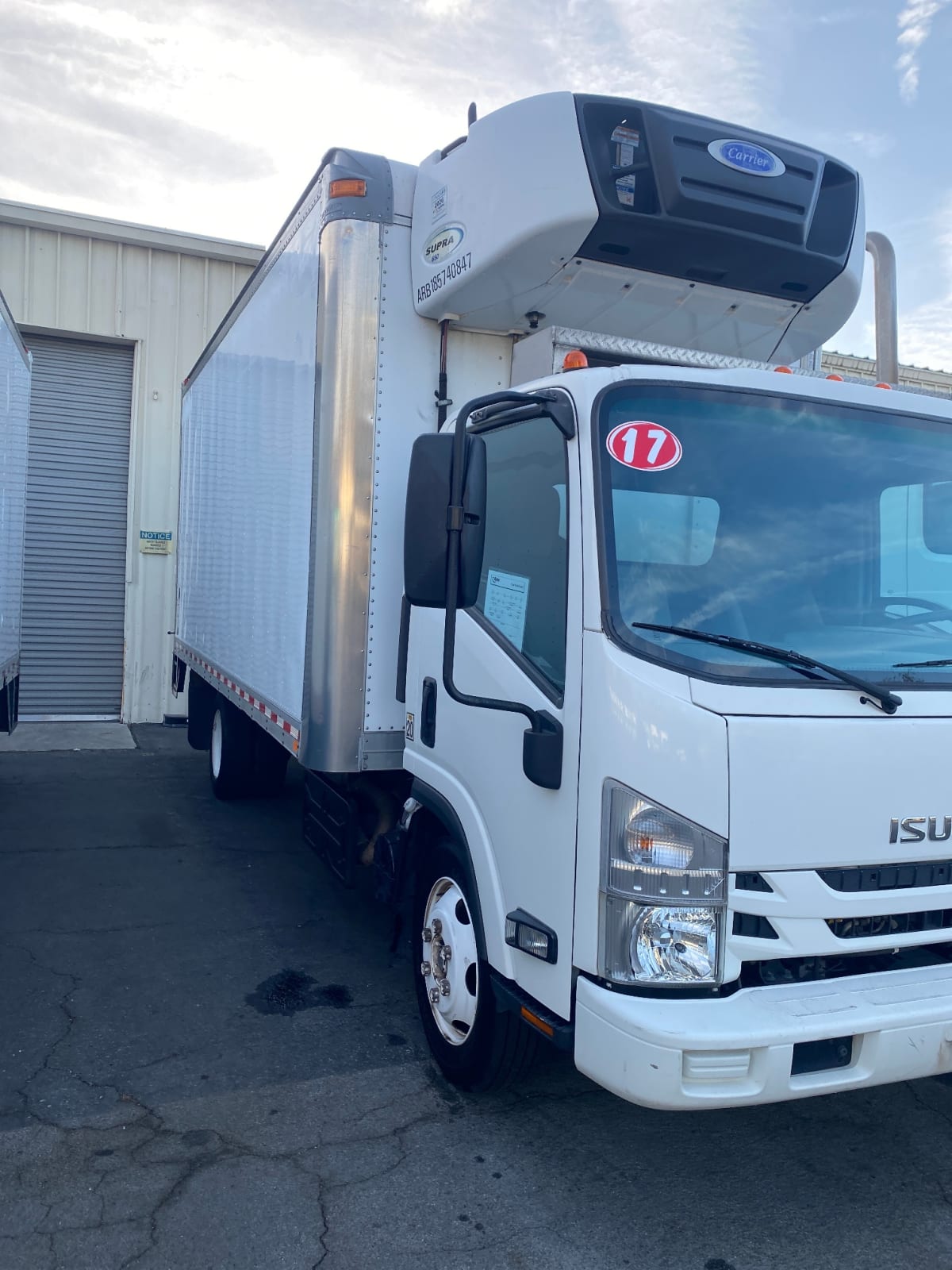 2017 Isuzu NRR 744743