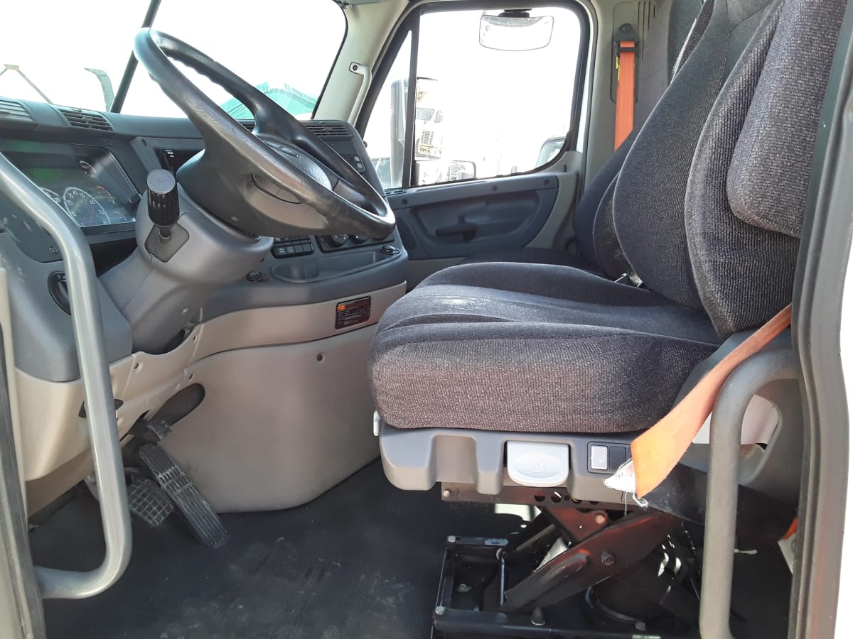 2018 Freightliner/Mercedes CASCADIA 125 744752