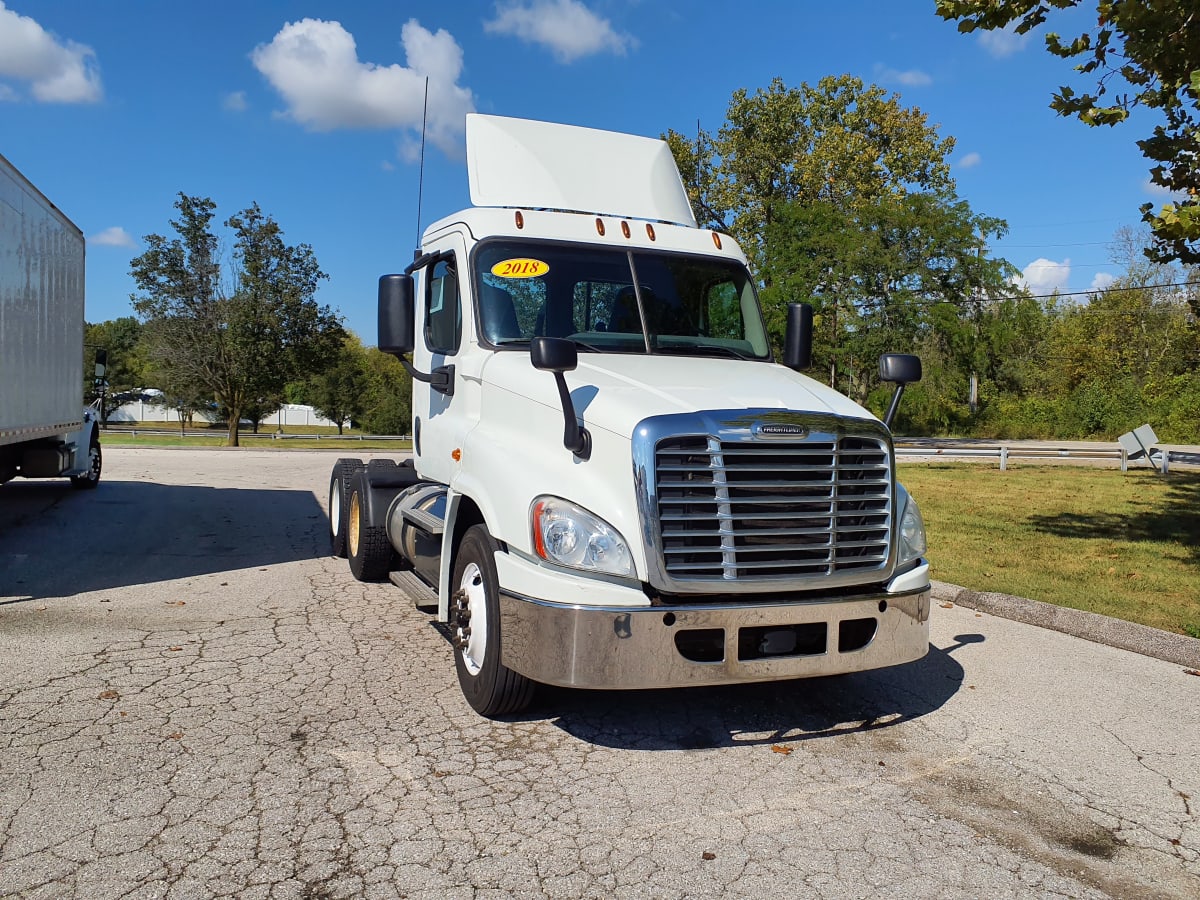 2018 Freightliner/Mercedes CASCADIA 125 744786