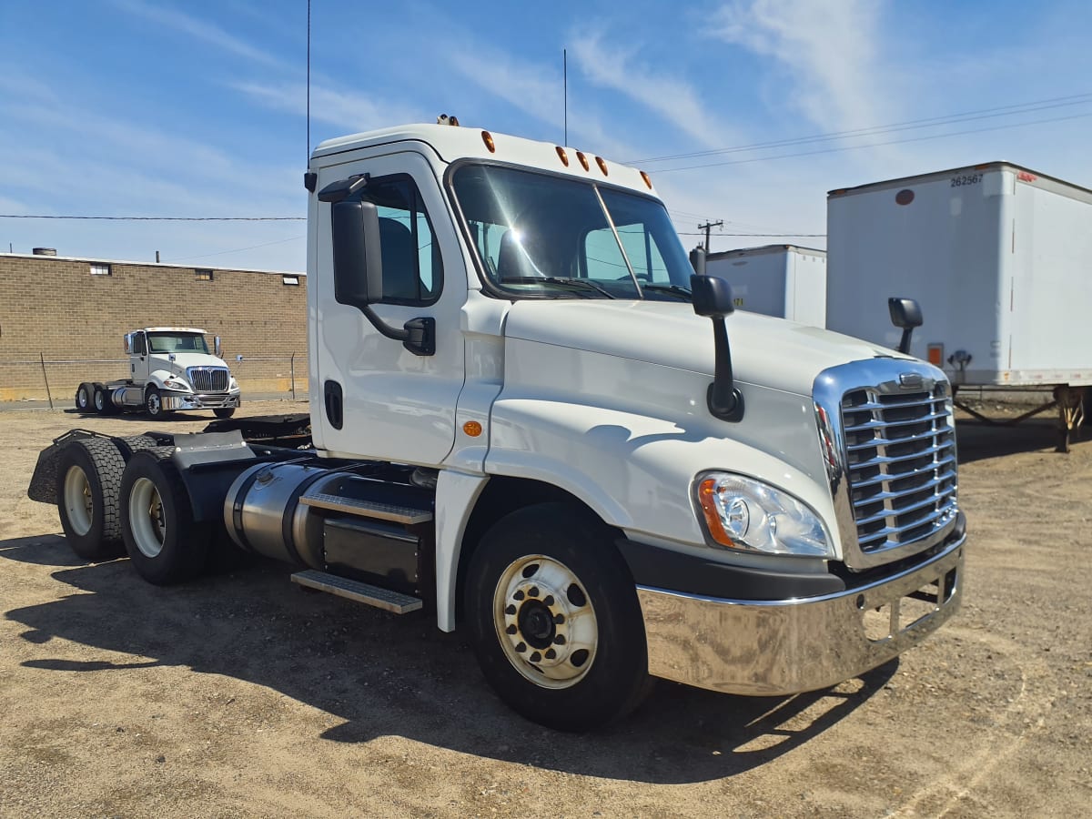 2017 Freightliner/Mercedes CASCADIA 125 744787