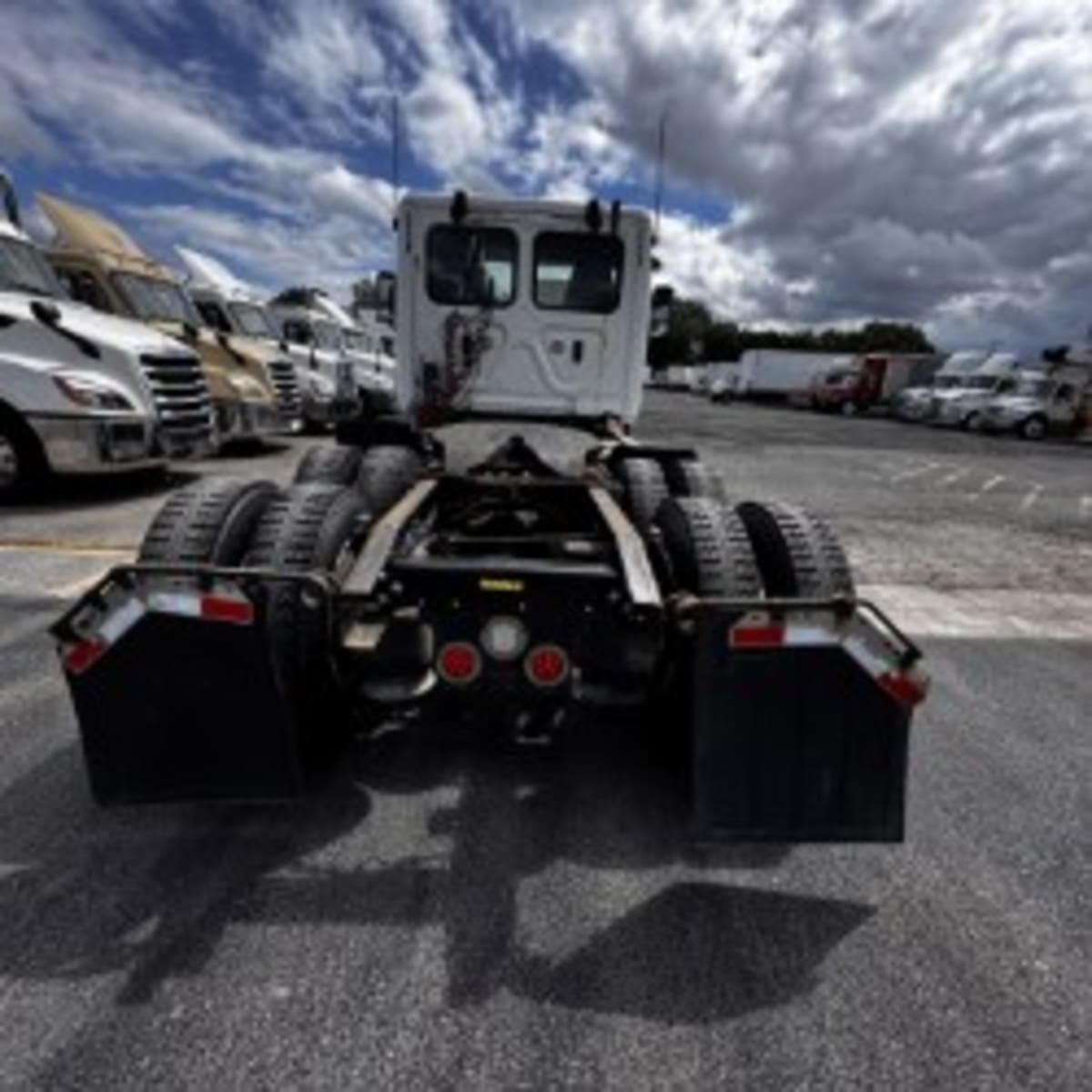 2018 Freightliner - image 5