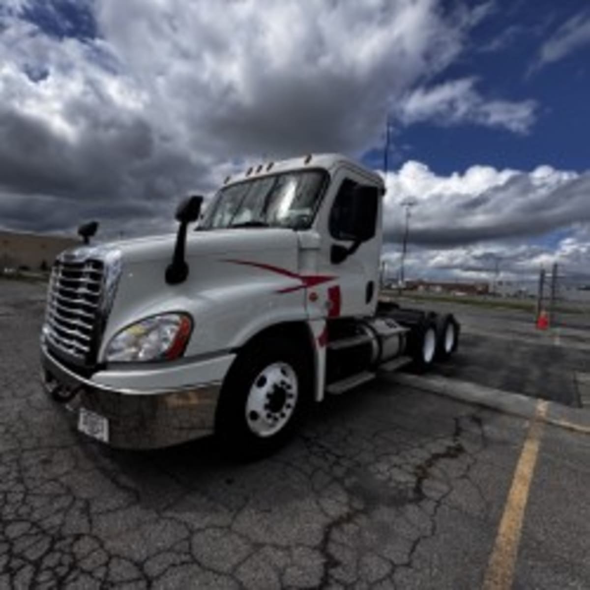 2018 Freightliner - image 3