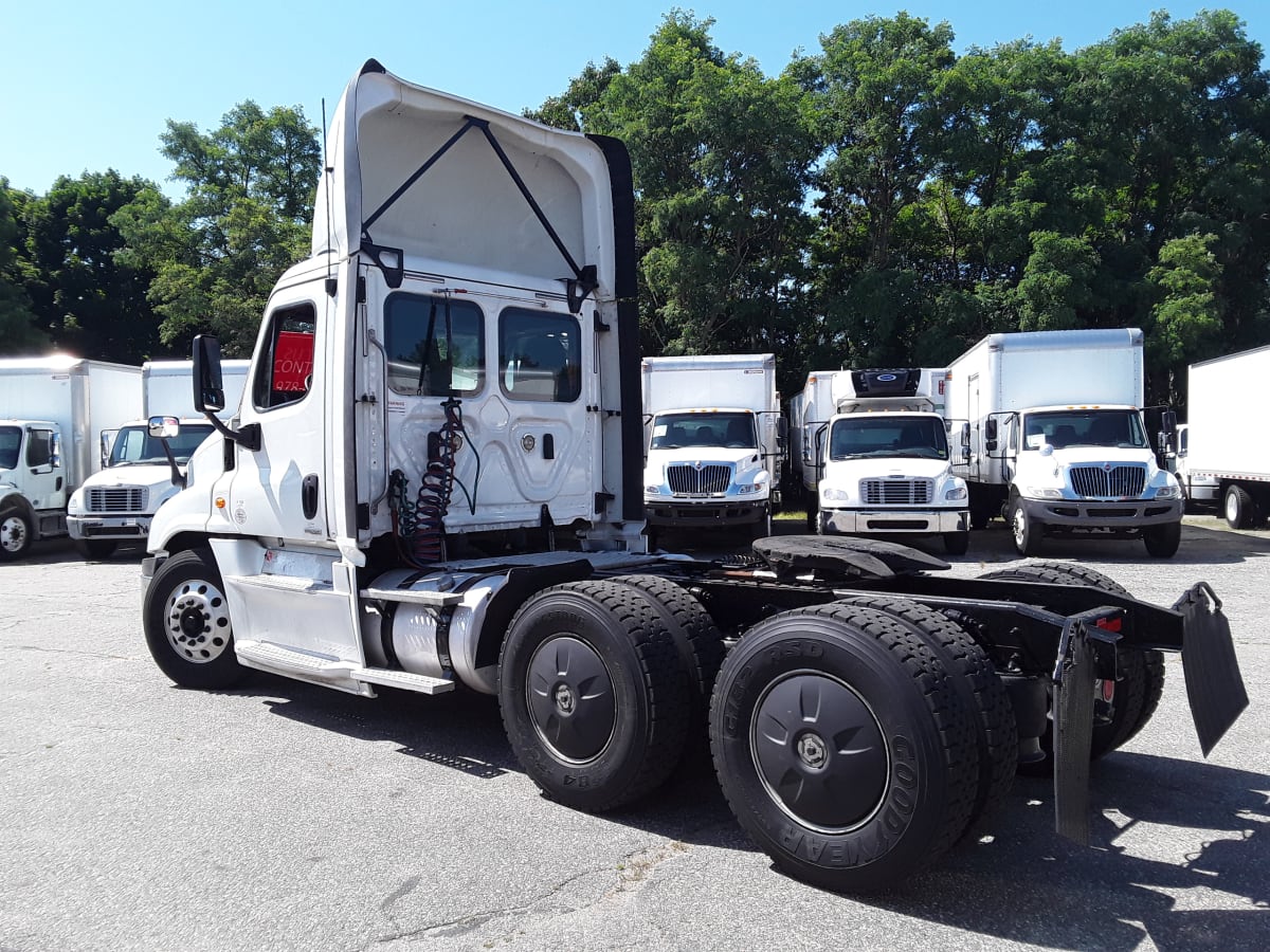 2018 Freightliner/Mercedes CASCADIA 125 744918