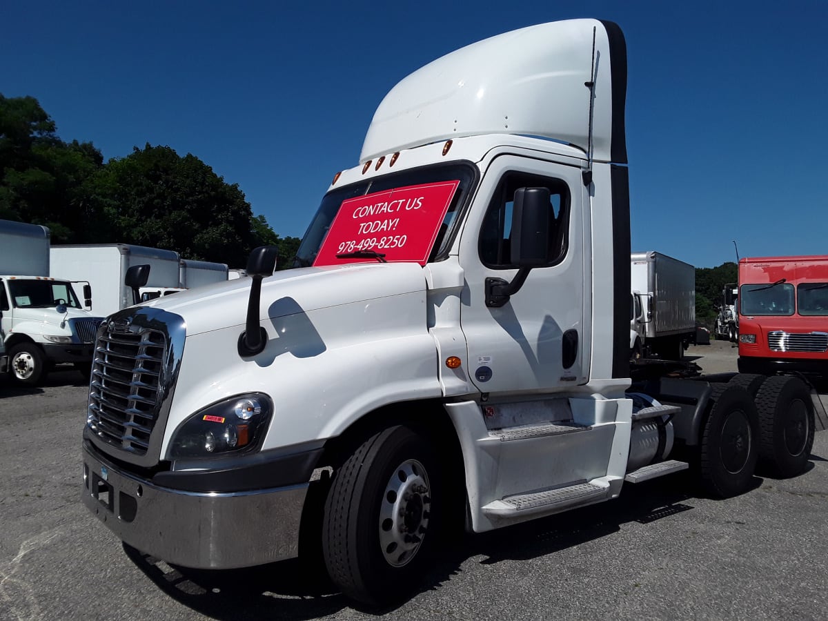 2018 Freightliner/Mercedes CASCADIA 125 744918