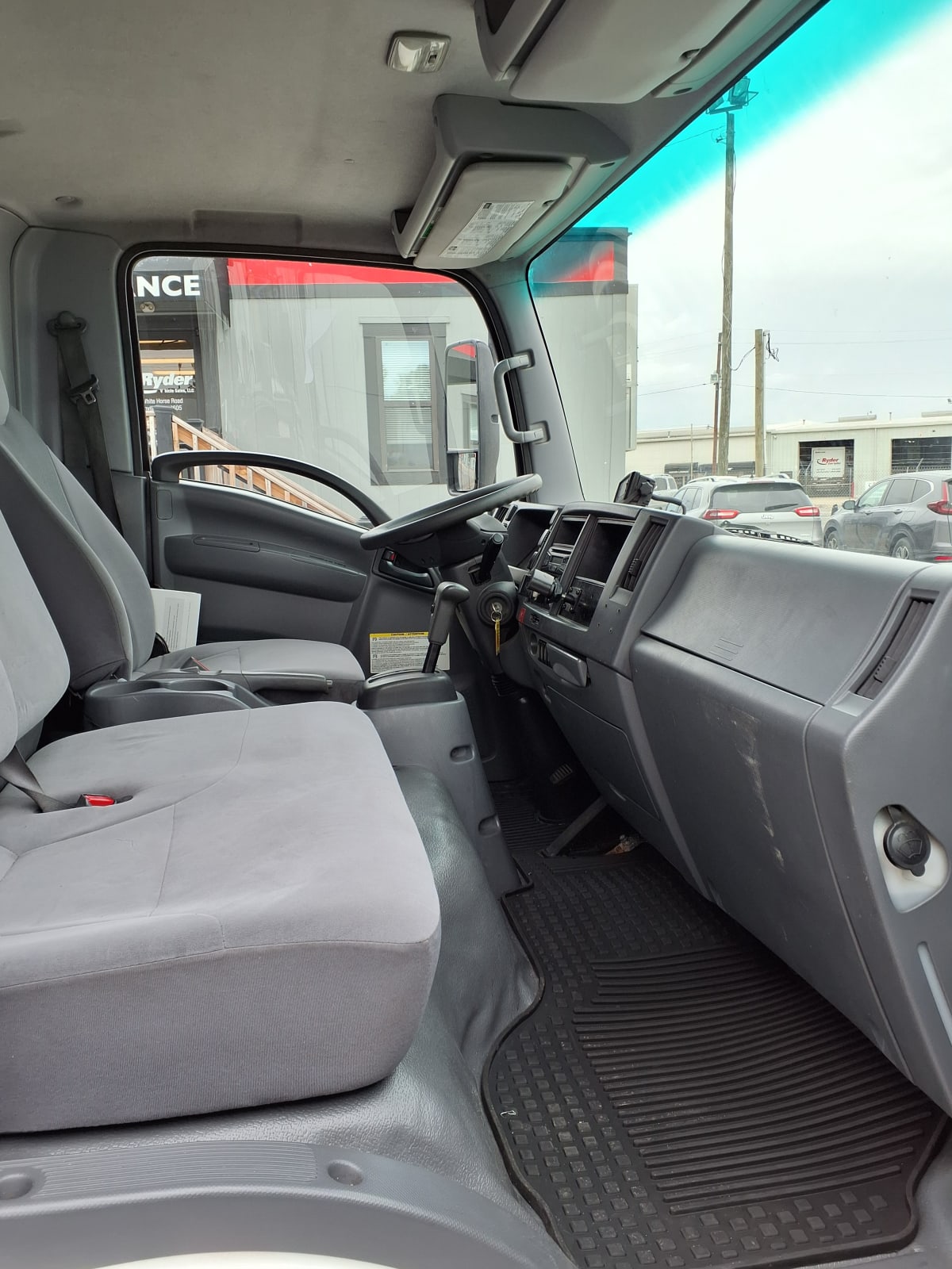 2018 Isuzu NPR 745065