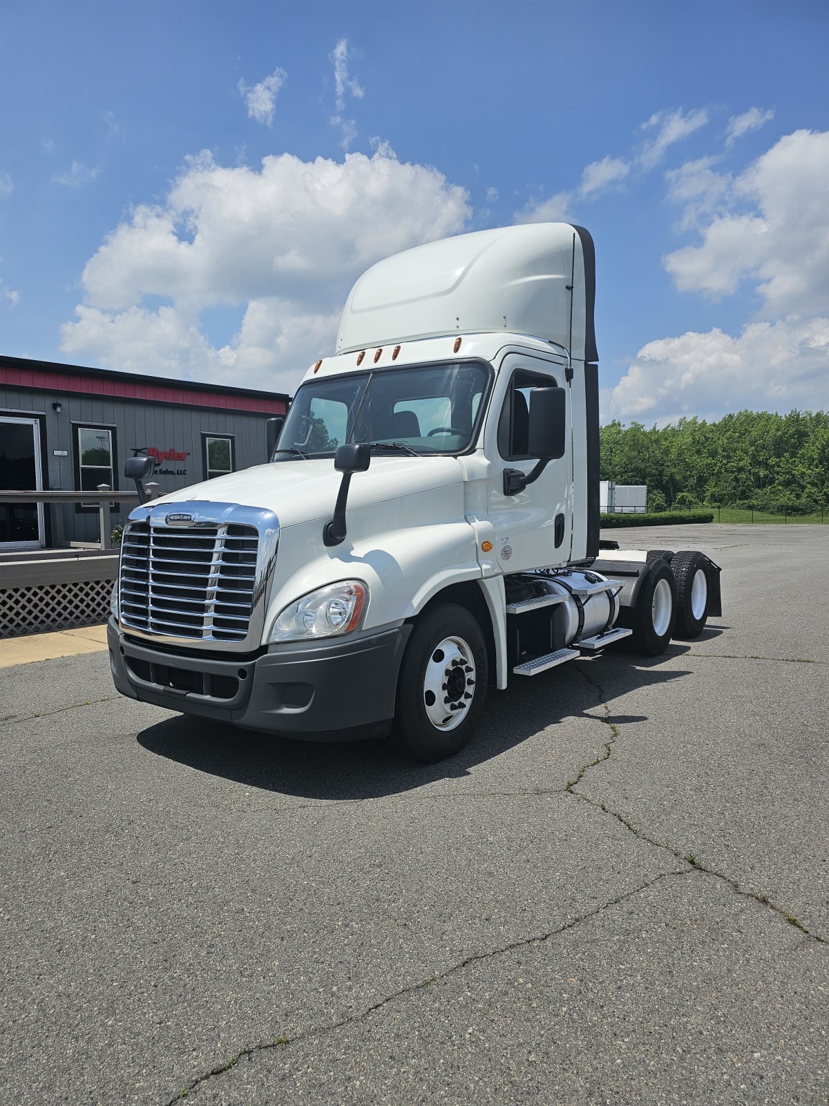 2018 Freightliner/Mercedes CASCADIA 125 745152